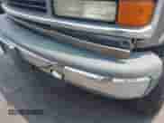 2001 Chevrolet Express с VIN 1GBHG39R111196645, выставлен на аукционе IAAI как лот 42415730 с пробегом 102 395 миль миль и . История ставок и продаж доступна на DreamBid. Изображение 12.