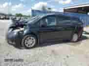 2017 Toyota Sienna XLE Auto Access Seat with VIN 5TDYZ3DC2HS848985, listed as a Copart auction lot 54764995 with 143,417 mi miles and Salvage title. Bid and sale history available at DreamBid. Image 1.