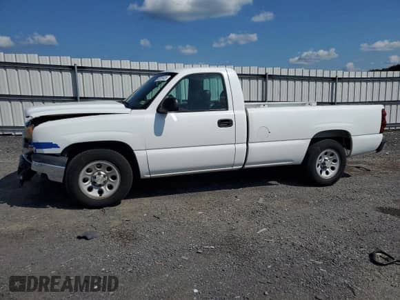 2007 Chevrolet Silverado 1500 Work Truck with VIN 1GCEC14X87Z171935, listed as a Copart auction lot 68707425 with 155,427 mi miles and Salvage title. Bid and sale history available at DreamBid. Image 1.