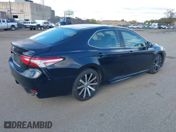 2018 Toyota Camry SE с VIN JTNB11HK5J3023920, выставлен на аукционе IAAI как лот 43533364 с пробегом 240 378 миль миль и . История ставок и продаж доступна на DreamBid. Изображение 4.