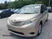 2011 Toyota Sienna с VIN 5TDKA3DC8BS005877, выставлен на аукционе IAAI как лот 42837513 с пробегом Не указан миль и . История ставок и продаж доступна на DreamBid. Изображение 17.