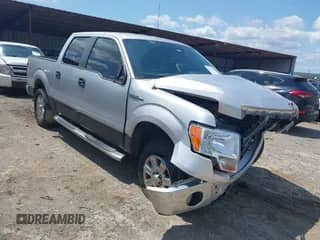 2014 Ford F-150 XLT z VIN 1FTFW1CF9EKD71037, wystawiony jako IAAI lot #42507409 z przebiegiem 234 690 mil mil oraz . Historia ofert i sprzedaży dostępna na DreamBid. Obrazek 1.