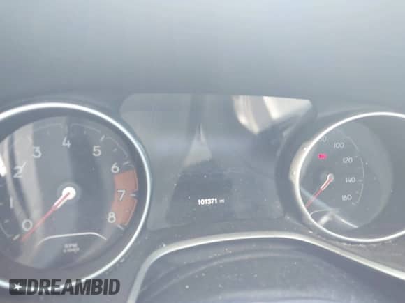 2021 Jeep Compass Limited z VIN 3C4NJCCB1MT522534, wystawiony jako IAAI lot #42689845 z przebiegiem 101 371 mil mil oraz . Historia ofert i sprzedaży dostępna na DreamBid. Obrazek 7.