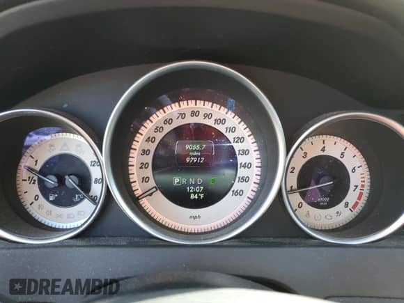 2014 Mercedes-Benz C 250 Sport with VIN WDDGF4HB3EG245034, listed as a Copart auction lot 85295885 with 97,912 mi miles and Clean title. Bid and sale history available at DreamBid. Image 9.