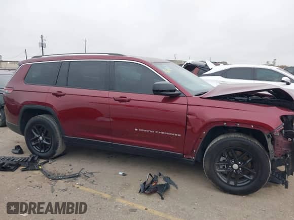 2023 Jeep Grand Cherokee Altitude с VIN 1C4RJJAG2P8901677, выставлен на аукционе IAAI как лот 41101640 с пробегом 28 148 миль миль и . История ставок и продаж доступна на DreamBid. Изображение 13.