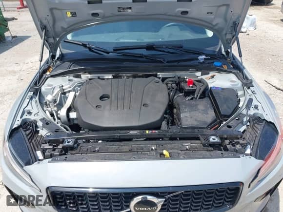 2024 Volvo S60 Core Dark Theme z VIN 7JRL12TK4RG282667, wystawiony jako IAAI lot #42439211 z przebiegiem 40 113 mil mil oraz . Historia ofert i sprzedaży dostępna na DreamBid. Obrazek 10.