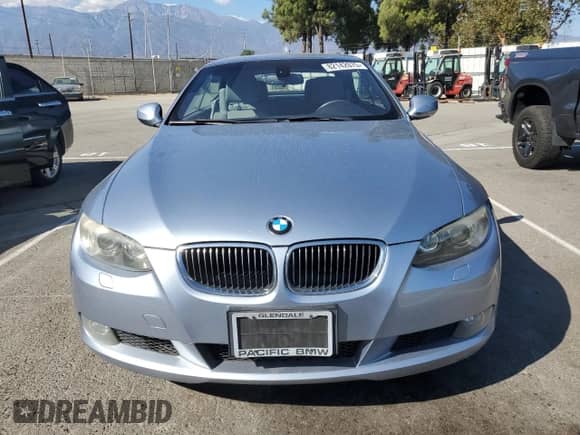 2010 BMW 3 Series 328i с VIN WBAWL1C55AP492755, выставлен на аукционе Copart как лот 82142075 с пробегом 148 391 миль миль и Списание • Salvage title. История ставок и продаж доступна на DreamBid. Изображение 5.