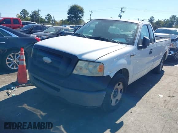 2007 Ford F-150 XL with VIN 1FTRF12237NA47174, listed as a IAAI auction lot 43453451 with 171,711 mi miles and . Bid and sale history available at DreamBid. Image 2.