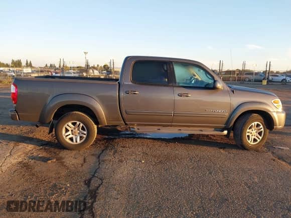 2004 Toyota Tundra Limited с VIN 5TBDT48114S438633, выставлен на аукционе IAAI как лот 43485878 с пробегом 245 296 миль миль и . История ставок и продаж доступна на DreamBid. Изображение 13.