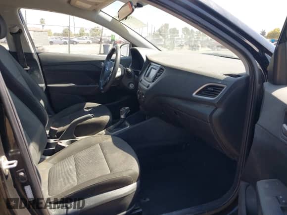 2021 Hyundai Accent SE with VIN 3KPC24A67ME128993, listed as a IAAI auction lot 43020510 with 74,016 mi miles and . Bid and sale history available at DreamBid. Image 5.