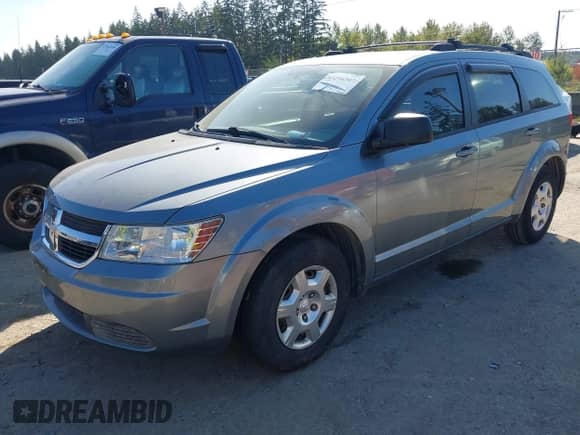 2009 Dodge Journey SE с VIN 3D4GG47B19T552649, выставлен на аукционе IAAI как лот 43216307 с пробегом 83 633 миль миль и . История ставок и продаж доступна на DreamBid. Изображение 2.