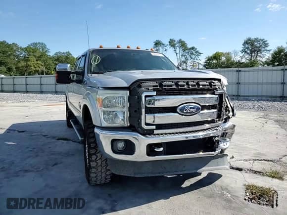 2011 Ford F-250 Lariat with VIN 1FT7W2BT5BEB24058, listed as a Copart auction lot 83944055 with 334,717 mi miles and Salvage title. Bid and sale history available at DreamBid. Image 13.