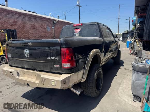 2012 Dodge RAM с VIN 3C63D3FL8CG116543, выставлен на аукционе Copart как лот 58754755 с пробегом Не указан миль и Чистый • Clean title. История ставок и продаж доступна на DreamBid. Изображение 4.