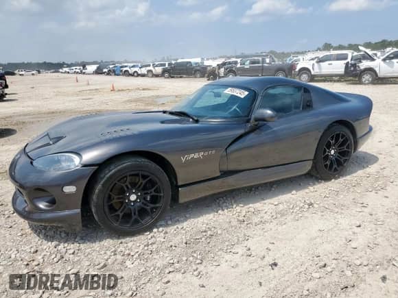 2002 Dodge Viper GTS with VIN 1B3ER69E22V102274, listed as a Copart auction lot 59537245 with 36,539 mi miles and Salvage title. Bid and sale history available at DreamBid. Image 1.