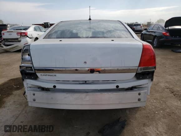 2014 Chevrolet Caprice Police Police z VIN 6G3NS5U25EL967415, wystawiony jako Copart lot #72433844 z przebiegiem Nie podano mil oraz Czysty tytuł • Clean title. Historia ofert i sprzedaży dostępna na DreamBid. Obrazek 6.