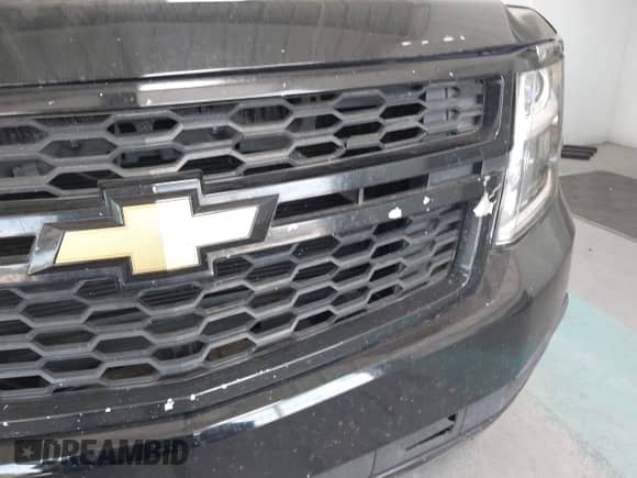 2015 Chevrolet Suburban LT z VIN 1GNSKJKC7FR199544, wystawiony jako IAAI lot #42169017 z przebiegiem 219 219 mil mil oraz . Historia ofert i sprzedaży dostępna na DreamBid. Obrazek 6.