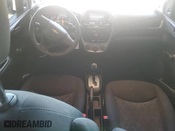 2020 Chevrolet Spark LS с VIN KL8CB6SA9LC416155, выставлен на аукционе Copart как лот 82039495 с пробегом 20 570 миль миль и Списание • Salvage title. История ставок и продаж доступна на DreamBid. Изображение 8.