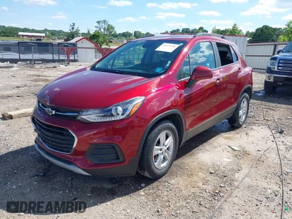2021 Chevrolet Trax LT z VIN KL7CJLSB4MB314557, wystawiony jako IAAI lot #42377756 z przebiegiem 33 976 mil mil oraz . Historia ofert i sprzedaży dostępna na DreamBid. Obrazek 17.