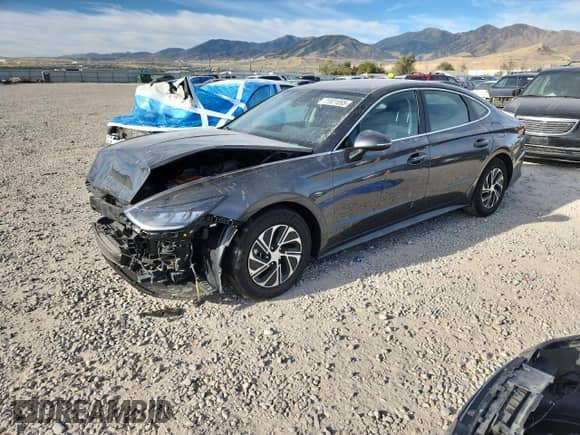 2022 Hyundai Sonata Blue с VIN KMHL24JJ4NA038589, выставлен на аукционе Copart как лот 71921895 с пробегом 40 619 миль миль и Списание • Salvage title. История ставок и продаж доступна на DreamBid. Изображение 1.