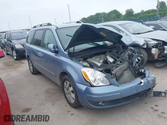 2007 Hyundai Entourage GLS with VIN KNDMC233676013319, listed as a IAAI auction lot 42663094 with 209,578 mi miles and . Bid and sale history available at DreamBid. Image 1.