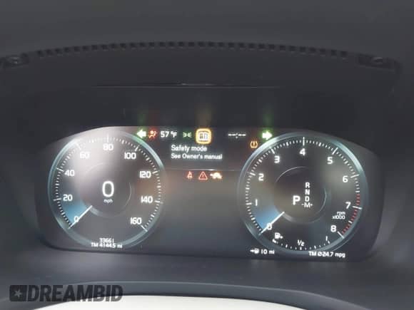2022 Volvo S60 Momentum с VIN 7JRL12FZ1NG160853, выставлен на аукционе IAAI как лот 41012806 с пробегом 33 661 миль миль и . История ставок и продаж доступна на DreamBid. Изображение 7.
