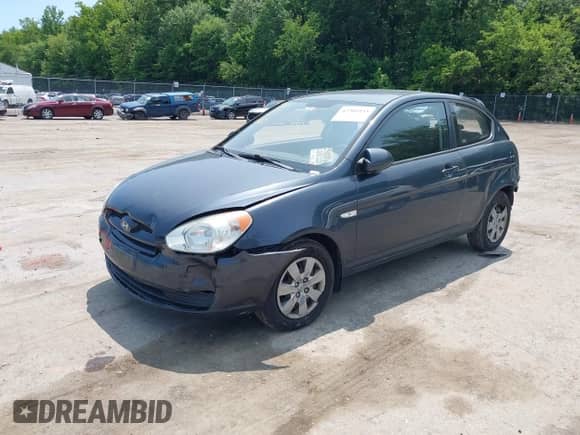 2009 Hyundai Accent Auto GS с VIN KMHCM36C29U127354, выставлен на аукционе IAAI как лот 42366933 с пробегом 153 608 миль миль и . История ставок и продаж доступна на DreamBid. Изображение 2.