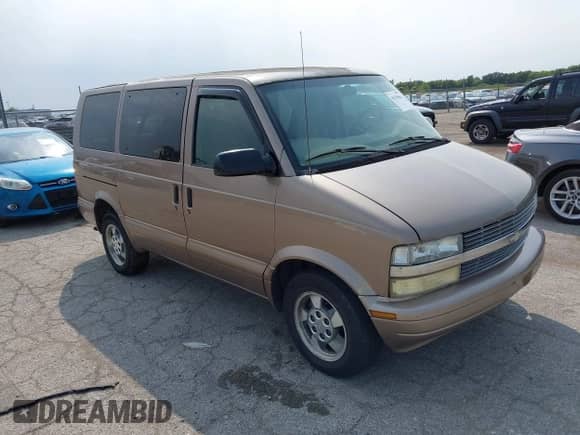 2003 Chevrolet Astro с VIN 1GNEL19X33B120118, выставлен на аукционе IAAI как лот 43139562 с пробегом 241 217 миль миль и . История ставок и продаж доступна на DreamBid. Изображение 1.