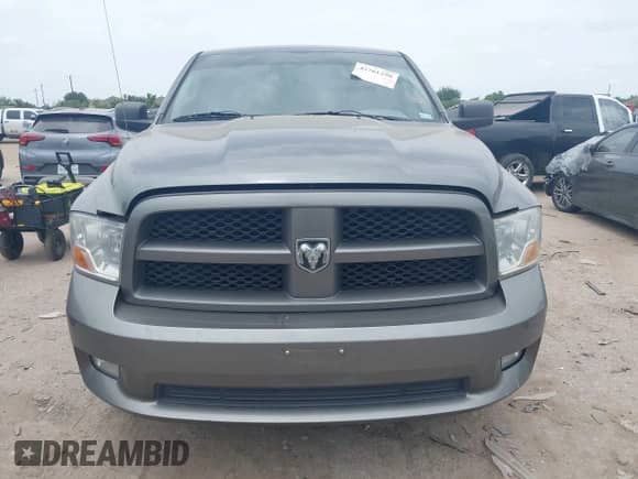 2012 Ram 1500 Express с VIN 3C6JD6AT3CG261294, выставлен на аукционе IAAI как лот 42761298 с пробегом 117 477 миль миль и . История ставок и продаж доступна на DreamBid. Изображение 12.