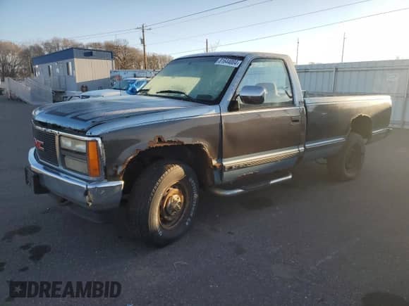 1991 GMC Sierra 1500 с VIN 1GTDK14K2ME501736, выставлен на аукционе Copart как лот 81644004 с пробегом Не указан миль и Чистый • Clean title. История ставок и продаж доступна на DreamBid. Изображение 1.