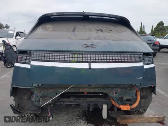 2022 Hyundai Ioniq 5 Limited with VIN KM8KRDAF7NU118745, listed as a IAAI auction lot 43209017 with 140,824 mi miles and . Bid and sale history available at DreamBid. Image 6.