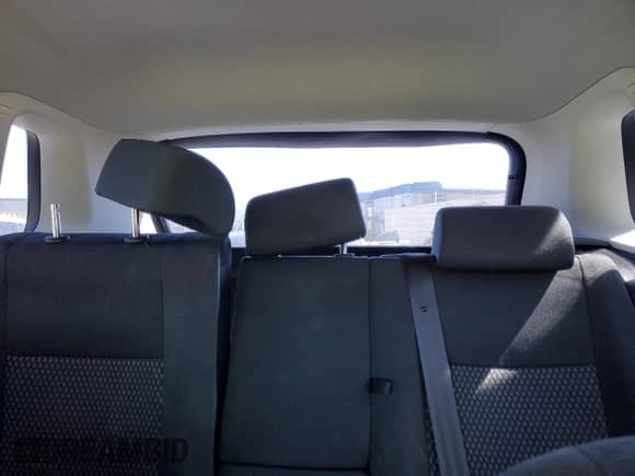 2011 Volkswagen Tiguan SE z VIN WVGAV7AX5BW535864, wystawiony jako Copart lot #49788565 z przebiegiem 175 298 mil mil oraz Czysty tytuł • Clean title. Historia ofert i sprzedaży dostępna na DreamBid. Obrazek 10.