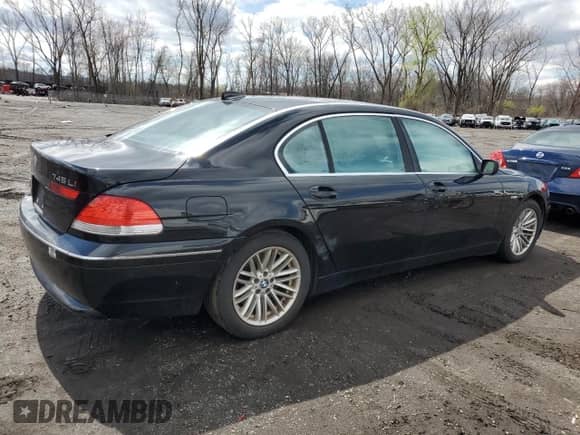 2004 BMW 7 Series 745Li with VIN WBAGN634X4DS45675, listed as a Copart auction lot 52304465 with 160,296 mi miles and Non repairable. Bid and sale history available at DreamBid. Image 3.