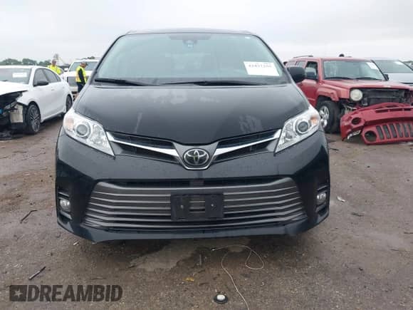 2019 Toyota Sienna XLE Auto Access Seat with VIN 5TDYZ3DC2KS977512, listed as a IAAI auction lot 42437255 with 41,877 mi miles and . Bid and sale history available at DreamBid. Image 12.