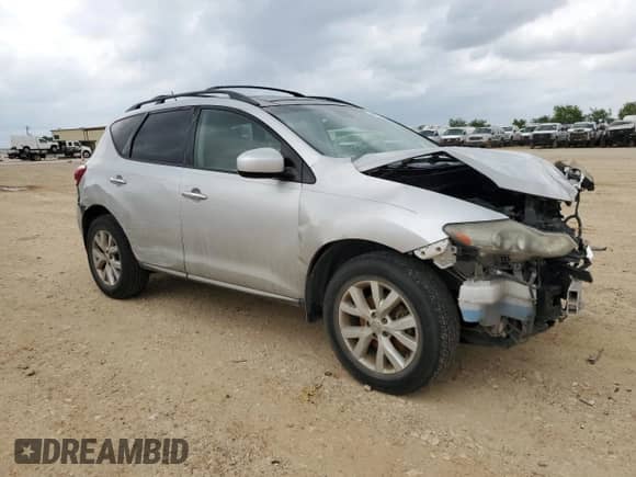 2011 Nissan Murano SV z VIN JN8AZ1MU8BW061419, wystawiony jako Copart lot #54622505 z przebiegiem 139 764 mil mil oraz Szkoda całkowita • Salvage title. Historia ofert i sprzedaży dostępna na DreamBid. Obrazek 4.