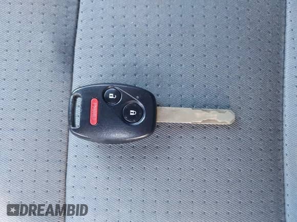 2007 Honda Pilot LX с VIN 2HKYF18197H515127, выставлен на аукционе IAAI как лот 43239641 с пробегом 263 136 миль миль и . История ставок и продаж доступна на DreamBid. Изображение 11.