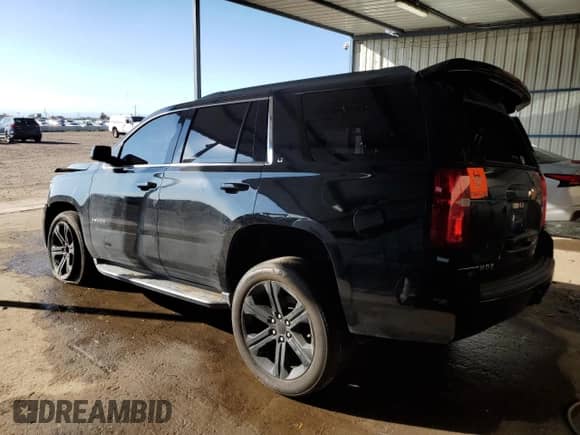 2018 Chevrolet Tahoe LT z VIN 1GNSKBKC6JR375465, wystawiony jako Copart lot #72007885 z przebiegiem 132 491 mil mil oraz Czysty tytuł • Clean title. Historia ofert i sprzedaży dostępna na DreamBid. Obrazek 2.