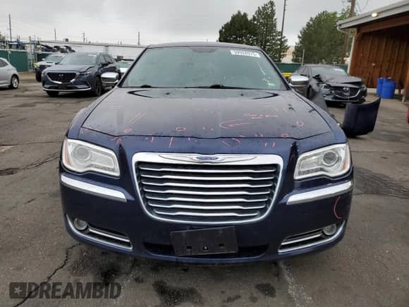 2013 Chrysler 300 C с VIN 2C3CCAKG4DH683041, выставлен на аукционе Copart как лот 59928975 с пробегом 178 577 миль миль и Списание • Salvage title. История ставок и продаж доступна на DreamBid. Изображение 5.