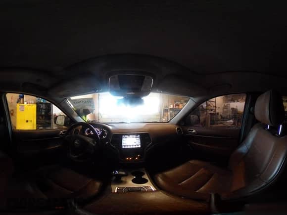 2015 Jeep Grand Cherokee Summit с VIN 1C4RJFJT2FC678675, выставлен на аукционе IAAI как лот 41507468 с пробегом 149 763 миль миль и . История ставок и продаж доступна на DreamBid. Изображение 19.