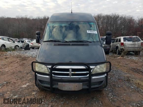 2006 Dodge Sprinter with VIN WD8PD744665907764, listed as a Copart auction lot 81966874 with 233,608 mi miles and Clean title. Bid and sale history available at DreamBid. Image 5.