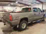 2007 Chevrolet Silverado 2500HD LT3 z VIN 1GCHK23U47F156184, wystawiony jako IAAI lot #41434700 z przebiegiem 284 091 mil mil oraz . Historia ofert i sprzedaży dostępna na DreamBid. Obrazek 4.