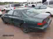 1999 Toyota Camry LE z VIN 4T1BG22K1XU614536, wystawiony jako IAAI lot #43391226 z przebiegiem 395 786 mil mil oraz . Historia ofert i sprzedaży dostępna na DreamBid. Obrazek 3.