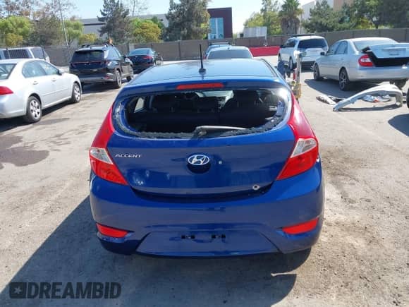2017 Hyundai Accent SE с VIN KMHCT5AE2HU315832, выставлен на аукционе IAAI как лот 43295376 с пробегом 95 473 миль миль и . История ставок и продаж доступна на DreamBid. Изображение 16.