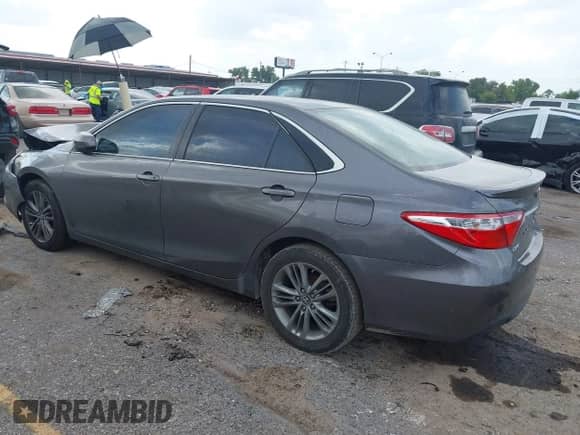 2016 Toyota Camry XLE with VIN 4T1BF1FK8GU224458, listed as a IAAI auction lot 42971060 with 174,980 mi miles and . Bid and sale history available at DreamBid. Image 3.