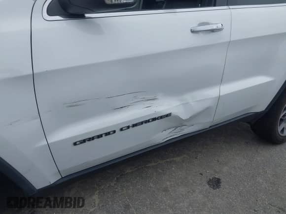 2020 Jeep Grand Cherokee Limited with VIN 1C4RJFBG2LC232586, listed as a IAAI auction lot 42897188 with 81,873 mi miles and . Bid and sale history available at DreamBid. Image 6.