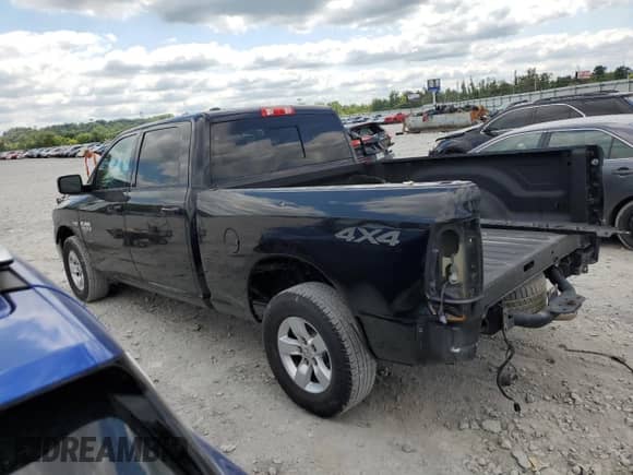 2019 Ram 1500 SLT with VIN 1C6RR7TT7KS513160, listed as a Copart auction lot 69750875 with 165,948 mi miles and Salvage title. Bid and sale history available at DreamBid. Image 2.