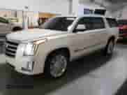 2015 Cadillac Escalade ESV Premium с VIN 1GYS4TKJ6FR615445, выставлен на аукционе Copart как лот 90133125 с пробегом 85 220 миль миль и Чистый • Clean title. История ставок и продаж доступна на DreamBid. Изображение 1.