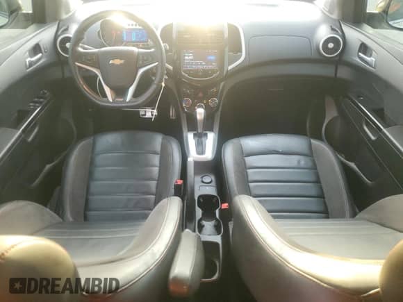 2015 Chevrolet Sonic RS с VIN 1G1JG6SB0F4215874, выставлен на аукционе Copart как лот 80984065 с пробегом 48 387 миль миль и Списание • Salvage title. История ставок и продаж доступна на DreamBid. Изображение 8.