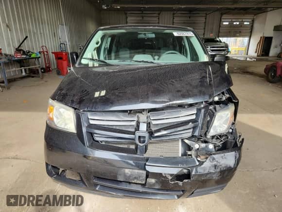 2010 Dodge Grand Caravan SE z VIN 2D4RN4DE2AR101864, wystawiony jako Copart lot #82067415 z przebiegiem 119 555 mil mil oraz Nie do naprawy • Non repairable. Historia ofert i sprzedaży dostępna na DreamBid. Obrazek 5.