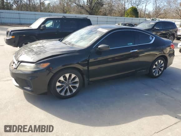 2014 Honda Accord LX-S with VIN 1HGCT1A3XEA015093, listed as a Copart auction lot 41689925 with 163,500 mi miles and Salvage title. Bid and sale history available at DreamBid. Image 1.
