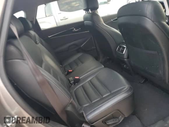 2017 Kia Sorento SXL с VIN 5XYPK4A53HG321899, выставлен на аукционе Copart как лот 86856315 с пробегом 74 267 миль миль и Списание • Salvage title. История ставок и продаж доступна на DreamBid. Изображение 11.